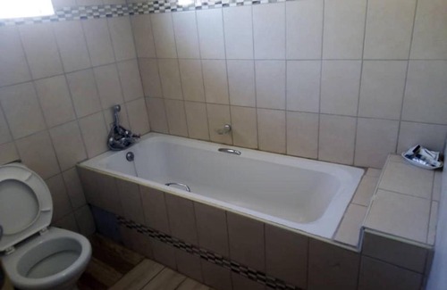 Palapye Cama Y Desayuno | SoSleepy Bed&Breakfast