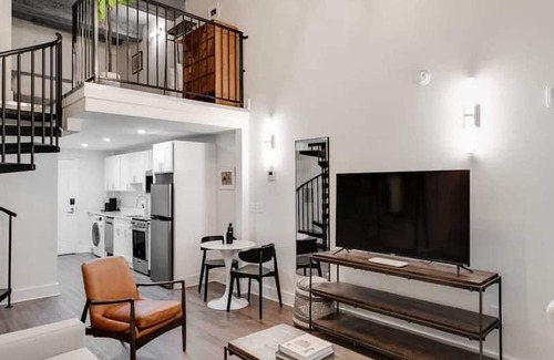 Center City East Apartamento | Sosuite 1BR Loft w W/d, Gym, Lounge