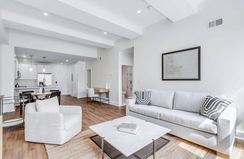 Center City East Apartamento | Sosuite 2BR Apt w Park View, W/d, Gym, Lounge