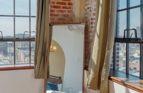 West Poplar Apartamento | Sosuite 2BR Penthouse w Balcony W D Gym