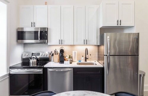 Rittenhouse Row Apartamento | Sosuite at French Quarters - Rittenhouse Square