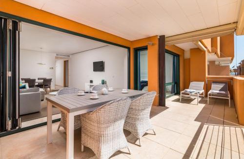 Sotogrande Apartamento | Sotogrande Ribera del Marlin apartment