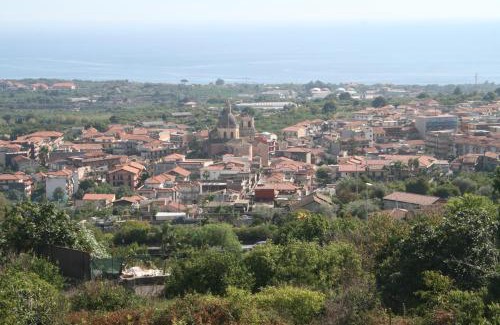 Aci San Filippo Cama Y Desayuno | SOTTO L'EREMO