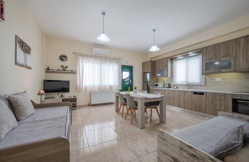 Agios Vasileios Apartamento | Impresionantes vistas al mar, piscina privada, zona de césped, junto a los servicios, a 5 minutos de la playa