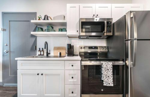 Macon Apartamento | Soulful Escape Otis & Gregg-Inspired Retreat