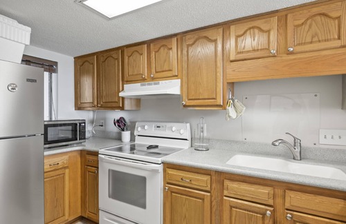 Emerald Isle Condominio | Sound Of The Sea West 212, Almost Oceanfront Condo in Emerald Isle, NC!