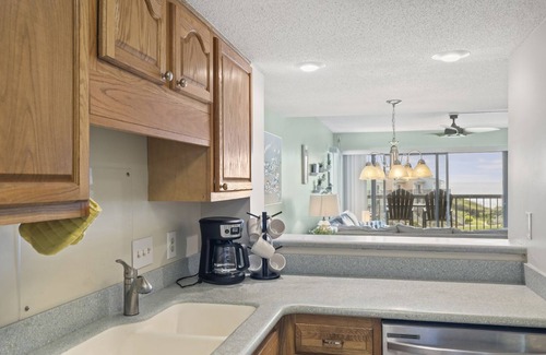 Emerald Isle Condominio | Sound Of The Sea West 212, Almost Oceanfront Condo in Emerald Isle, NC!