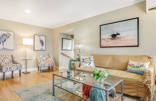Poulsbo Casa | Soundfront, Dog-Friendly Home w/ Free WiFi, Firepits, & Four Kayaks