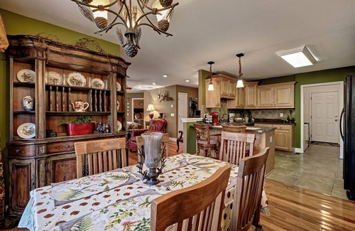Sapphire Casa | Sounds of Little Hogback Creek Enjoyed from the Deck! - Herring Hideaway