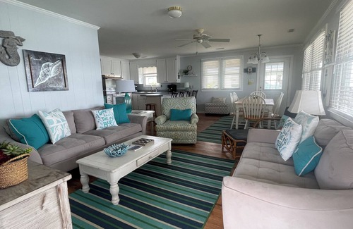 Topsail Beach Cabaña | SoundSide Haven, 3 dormitorios, 2 baños Cabaña familiar con hermosas puestas de sol
