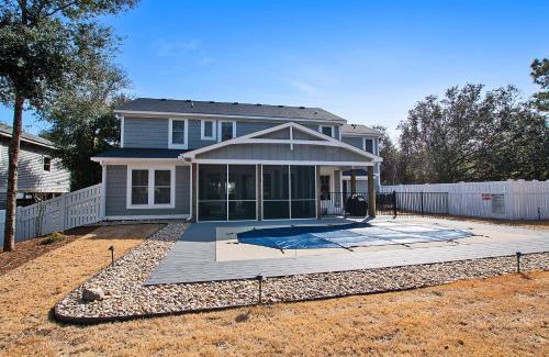 Tuckahoe Casa | Soundside, Private Pool, Den, Yard, Screened Porch, SH106, Turners Tide