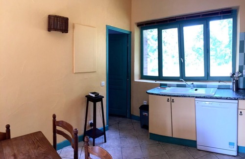 Chambly Cabaña | Fuente cabaña, esta es la pequeña casa en el prado!