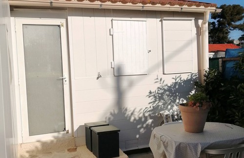 Le Castellet Chalet De Esquí | SOUS LE SOLEIL DE LA PROVENCE 2-BEDROOM CHALET