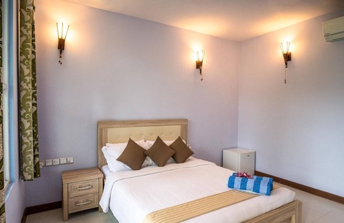 Dhangethi Hotel | South Ari Dive Center