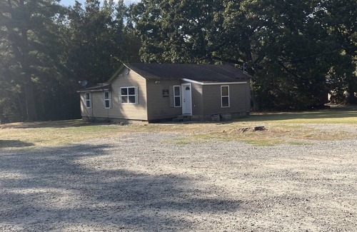 Ethel Casa | South Arkansas Cabins the lodge is your home away from home