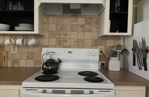 Austin Condominio | South ATX . Sweet Stay with Pool