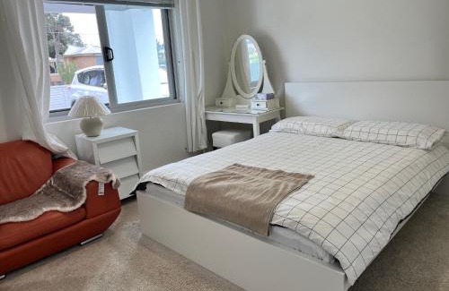 Brighton-le-Sands Casa | South bay Beach and AirPort