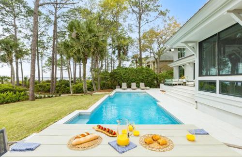 South Beach Casa | South Beach Serenity by AvantStay Private Pool Beach Access