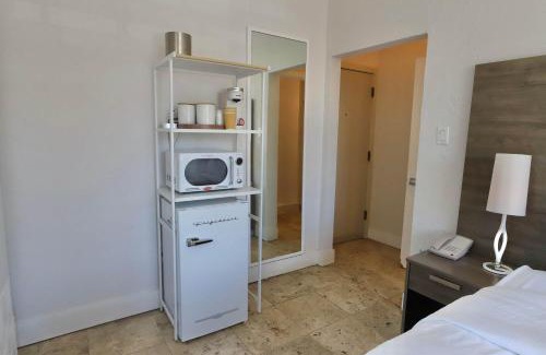 South Pointe Apartamento | South Beach Suite in South of Fifth Neighborhood Across from Miami's Best Beach