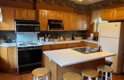 Scottdale Cama Y Desayuno | South Broadway Manor