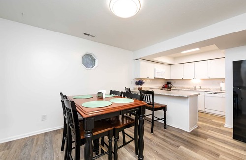 Raintree Casa | SOUTH CHARLOTTE GETAWAY 3BR BY CABERT
