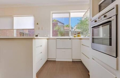 Claremont Casa | South Claremont Private Villa