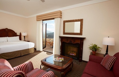 Temecula Complejo | South Coast Winery Resort & Spa