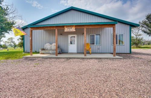 Fedora Casa | South Dakota Nature Getaway with Hot Tub
