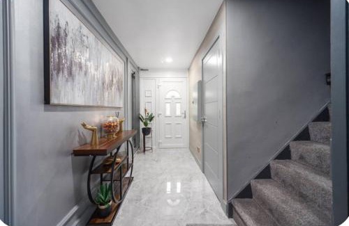 Thamesmead Casa | South East Ensuite 12mins to Elizabeth line