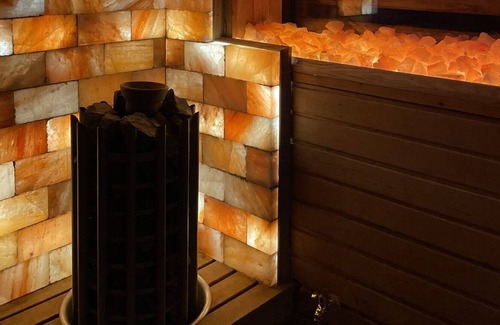 Swanley Otro | South East Sauna Modern and Luxurious 1-bedroom Guest House