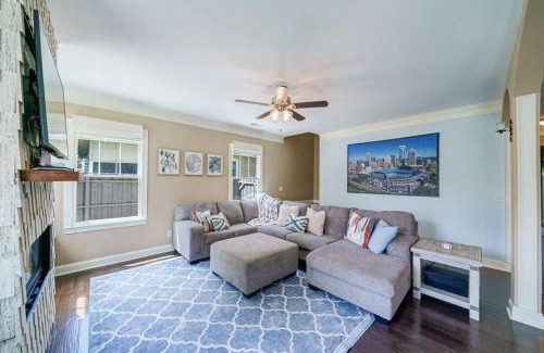 Wilmore Casa | South End Home Pool Spa Firepit Arcade