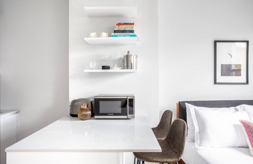 Columbus Apartamento | South End Studio, steps from Northeastern, Restaurants by Blueground