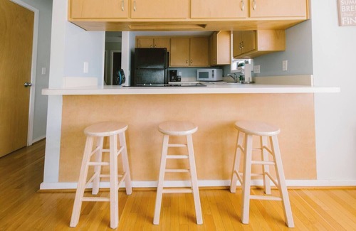 South End Casa | South End Sunset - Stones throw from Ocean & Sound