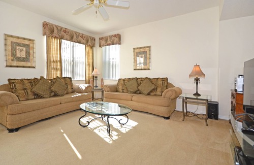 Windwood Bay Casa | South Facing Pool Home With Large Secluded Deck