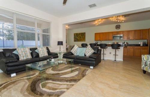 Windwood Bay Casa | South Facing Pool & Spa - Fenced Yard - Game Room - Family Friendly - Near Disney
