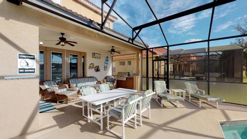 Bellavida Casa | South Facing Private Pool with Lake View - Bella Vida Resort - Nr Disney