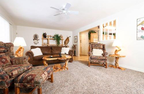West Yellowstone Casa | South Fork Cabin