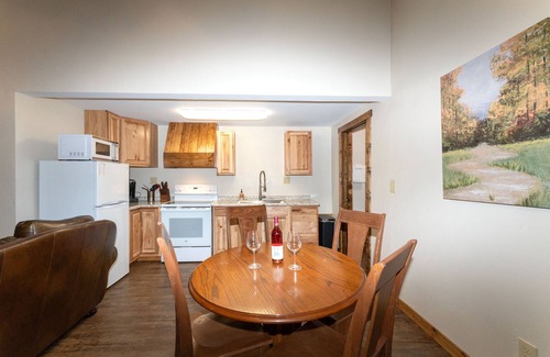 Columbia Falls Cabina | South Fork of Spotted Bear Retreat