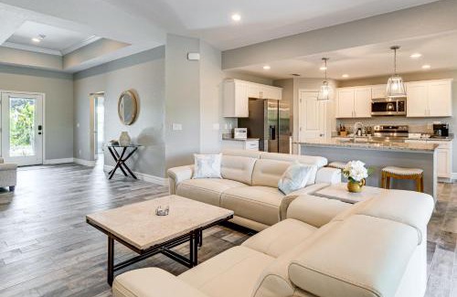 South Gulf Cove Casa | South Gulf Cove Retreat with Grill - 13 Mi to Beach!