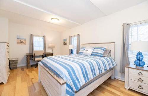South Haven Casa | South Haven Great Lake Getaway - Centerally located to downtown South Haven and South Beach