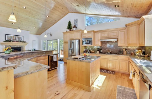 North Upper Truckee Casa | Retiro de montaña de South Lake Tahoe