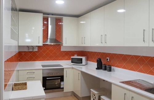 Cacilhas Casa | South Lisbon Guest Apartment