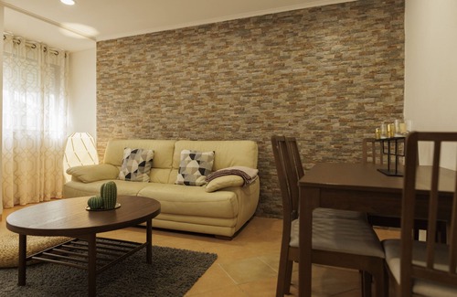 Cacilhas Casa | South Lisbon Guest Apartment