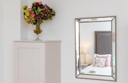 Holkham Casa | South Lodge West