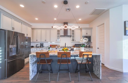 South Mountain Casa | South Mountain Luxury Retreat - New & Modern