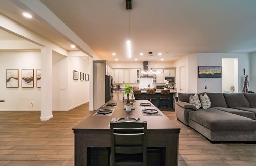 South Mountain Casa | South Mountain Luxury Retreat - New & Modern