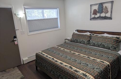 Canaan Hotel | South of the Border Room 1