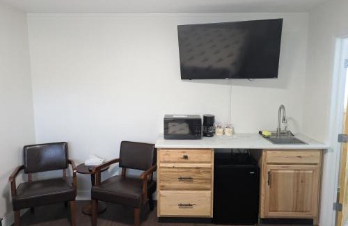 Canaan Hotel | South of the Border Room 1