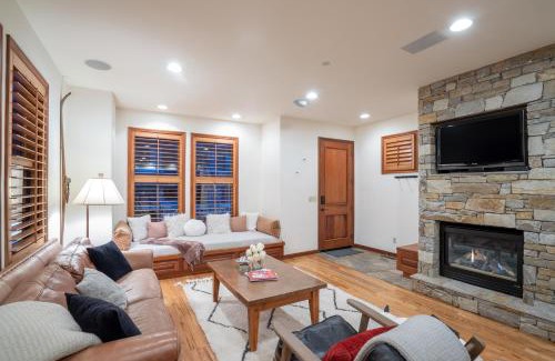 Telluride Villa | South Pacific Townhouse by Exceptional Stays