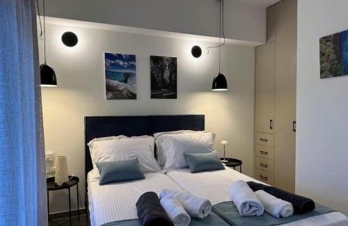 Rodakino Casa | South Palms luxury village house